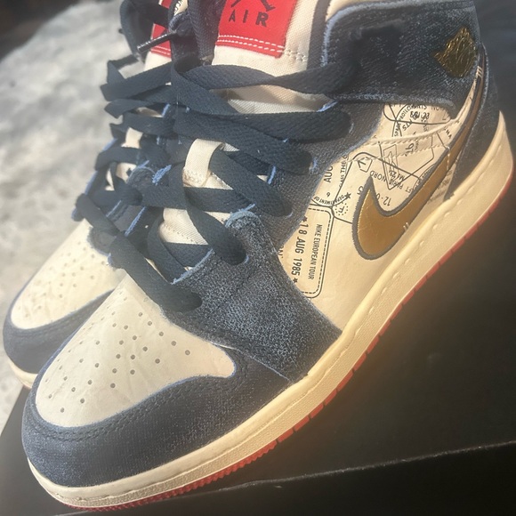 Big Boys Nike Jordan Shies Size 5.5 - Picture 6 of 9